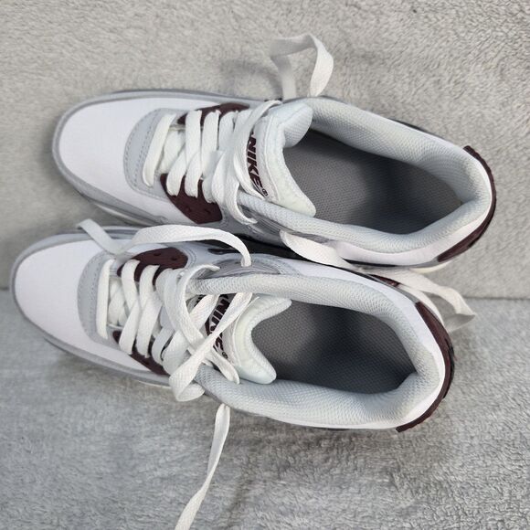 Nike Air Max 90 Boys Sz 4Y Grey White  CD6864-125 Running Athletic Leather Shoes - Picture 11 of 13